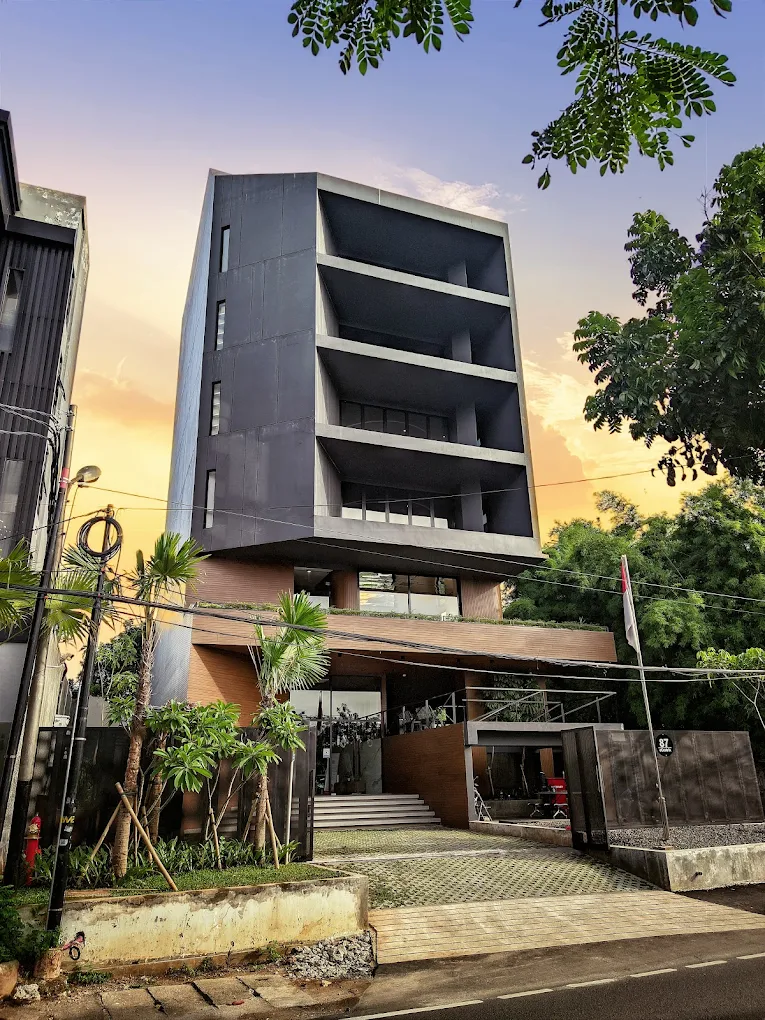 [Intelix Data Center & Analytics]